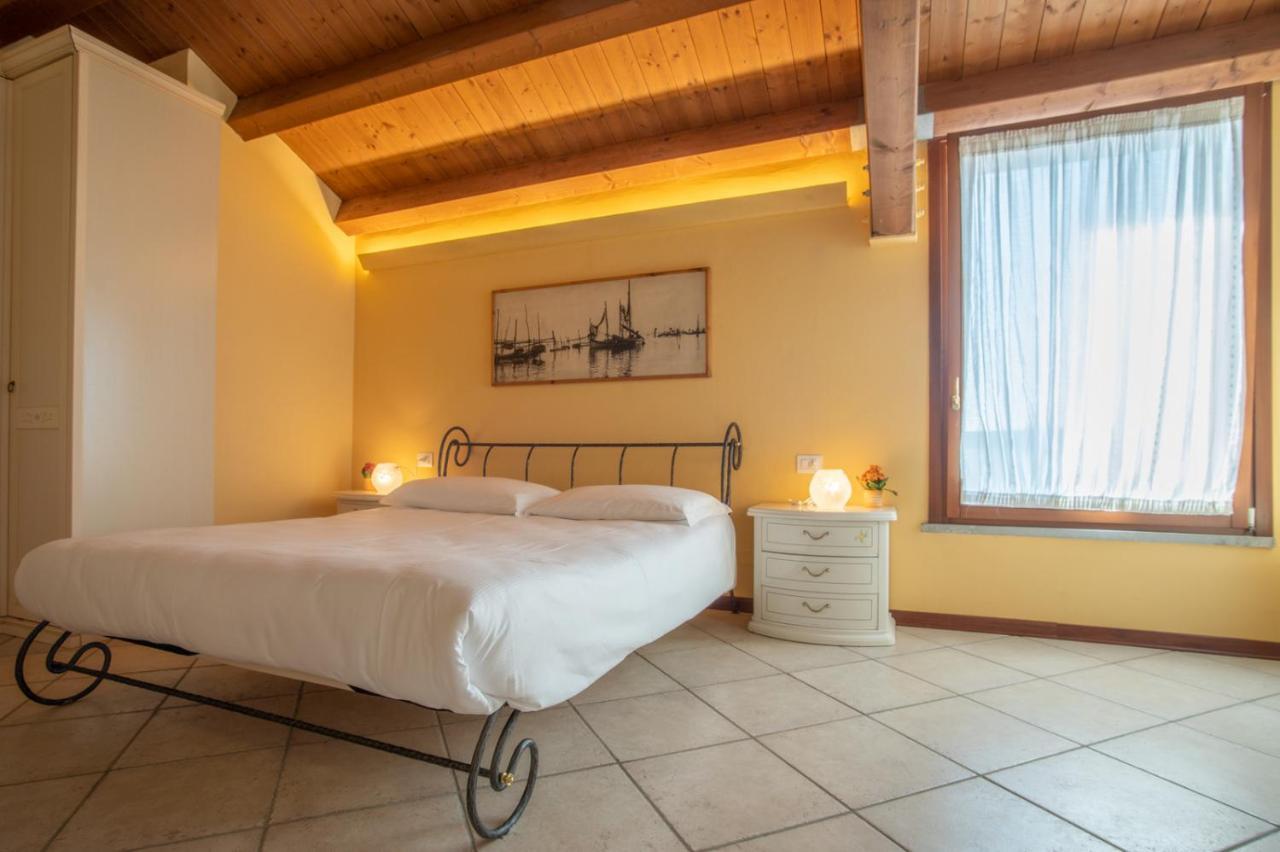 Hotel Caneo Fossalon Buitenkant foto